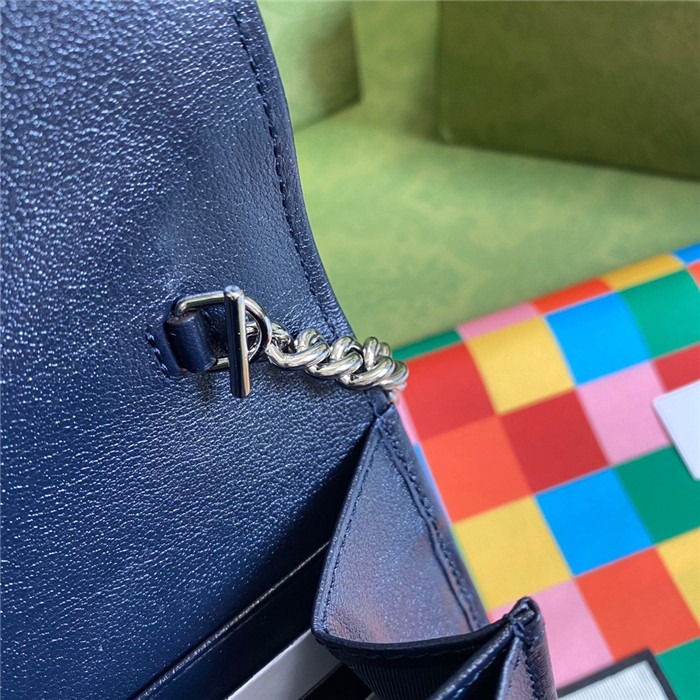 bag6072.jpg