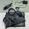 [BALENCIAGA-발렌시아가] 네오 카골 시티 미듐 탑핸들백