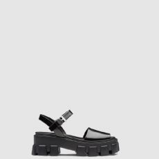 [PRADA-프라다]모놀리스 브러시드 가죽 샌들
