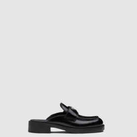 [PRADA-프라다] 삼각로고 브러시드 레더 블로퍼