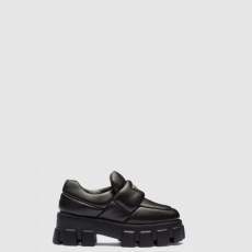 [PRADA-프라다] 모놀리스 패딩 나파 가죽 로퍼